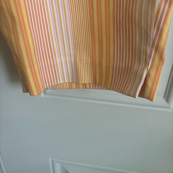 ❤️2/$15 or 3/$21❤️ Talbots Lightweight Capris, Size 10 - Picture 6 of 11